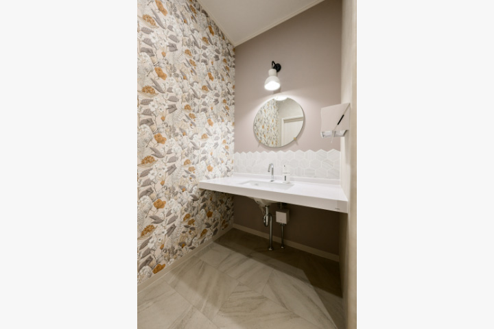 パウダールーム